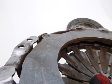 фото thumb №6, Toyota auris 2012- 1.4 d4d сцепление диск прижим