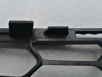 фото thumb №3, Решітка alfa romeo giulietta права