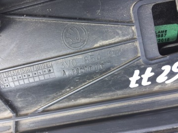 фото thumb №3, Skoda superb 3v5 ліва молдинг na двері перед 2015-