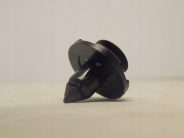 фото thumb №3, Nissan note pathfinder клипса подкрылок i защита x10