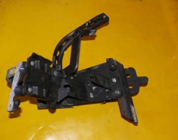 фото thumb №2, Audi оригінальний номер 4d0821137am підсилювач передній