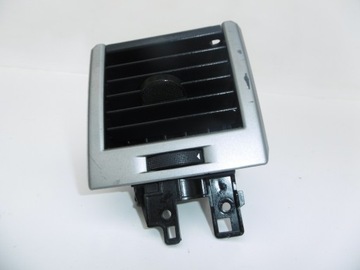 фото thumb №2, Решётка обдув средняя правая range rover sport