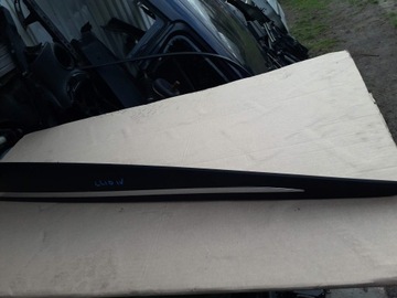 фото thumb №1, Молдинг дверь правая передняя renault clio iv