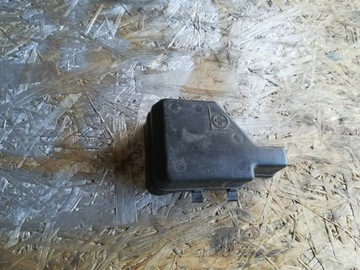 фото thumb №1, Кришка захист клеми plus накладка opel vectra c 02-