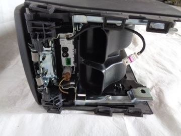 фото thumb №10, Jaguar xe x760 туннель средний подлокотник