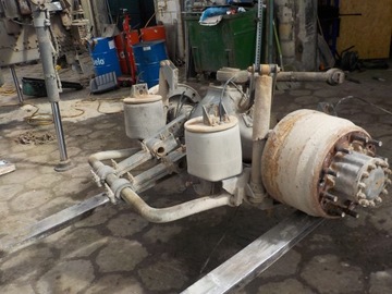 фото thumb №10, Ступица зад левая правая volvo fh-12 2000