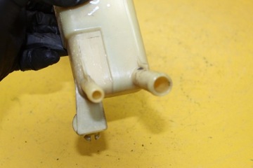 фото thumb №5, Бачок підсилювача passat b5 8d0422373c