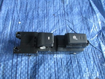 фото thumb №1, Переключатель задняя правый стекло hyundai tucson lift