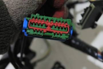 фото thumb №4, Ford transit connect mk2 14r- установка зад