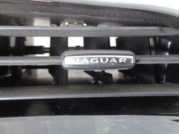 фото thumb №3, Jaguar xe середня решітка обдув gx73-014l21-b