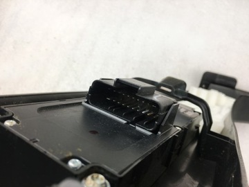 фото thumb №8, Ford fusion mk5 13 - панель электрический левый сиденье