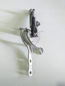 фото thumb №1, Bmw g31 петля кришки багажника правий 7390414