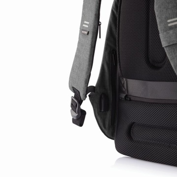 Plecak Antykradzieżowy na laptop 17” XD Design Bobby Hero XL P705.712