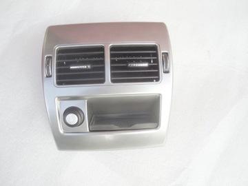 фото thumb №1, Решётка обдув пепельница jaguar оригинальный номер ax23-67846-a