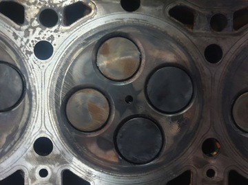 фото thumb №8, Головка двигуна na 2 датчики daf xf 105 , 85 cf euro 5 410 , 460 , 510 km