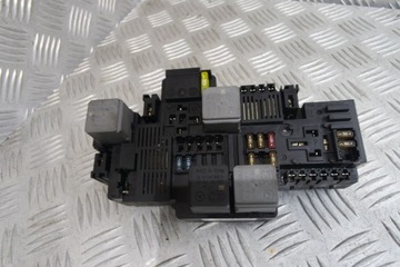 фото thumb №1, Mercedes w213 коробка запобіжників 2139062202`