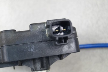 фото thumb №4, Привод крышка заливной lexus is ii 05-10