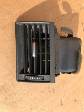 фото thumb №1, Решітка обдув лівий перед a8 d3 4e0820901