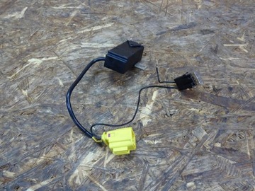 фото thumb №1, Audi a3 8p запобіжник напруги клеми 7l0915457b