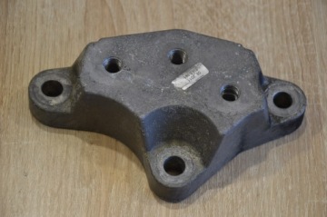 фото thumb №1, Кронштейн коробки alfa romeo giulietta 2.0 jtdm