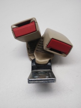 фото thumb №4, Вставка пряжка клипса ремней задняя jaguar xf 2007-15