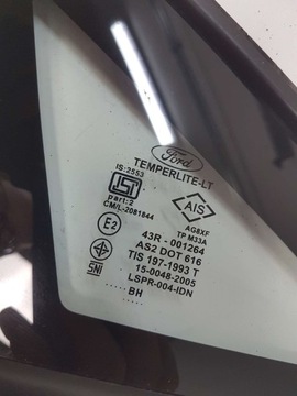 фото thumb №3, Ford ecosport стекло треугольник дверь правый перед