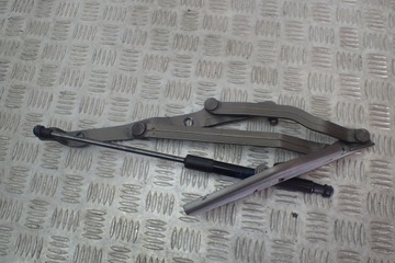 фото thumb №1, Mercedes sls a197 петля кришки задня правий r