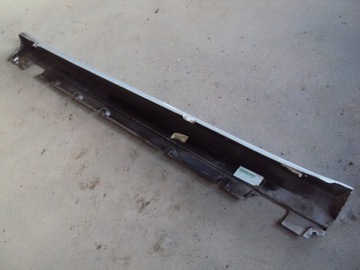 фото thumb №4, Молдинг поріг права mercedes glk x204