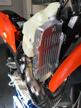 KTM HUSQVARNA 2023–2020 Защитные кожухи радиатора 2T, 4T, exc