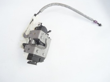 фото thumb №1, Mercedes cklasa w204 замок дверь задняя