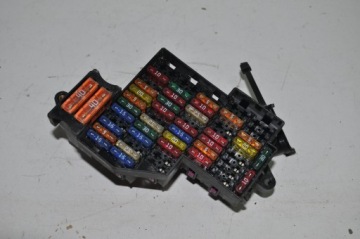 Купить Коробка предохранителей touareg 7l 7l0941828a, фото thumb