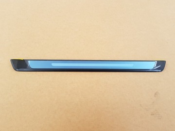 фото thumb №1, Audi a4 b9 передня права молдинг захист поріг oem