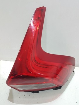 фото thumb №1, Лампа правая задняя volvo v40 12-19 31395845