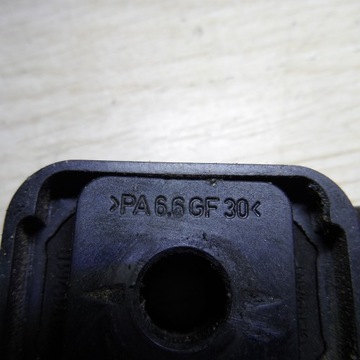 фото thumb №9, Крепление трос коробки передач 1k0711789l vw new beetle 15