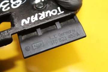 фото thumb №5, Замок засувка капот vw touran 1t0823480a