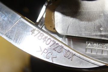 фото thumb №11, Відбивач лампи bi-xenon правий перед maserati ghibli