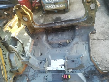 фото thumb №6, Volvo v60 крыло bok задняя задний правый pas пол