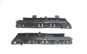 фото thumb №1, Citroen c5 iii 08 лівий напрямна бампера новий org.