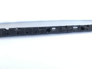 Напрямна кронштейн накладки порога праве tesla x Зі Шроту, фото thumb