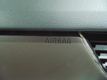 фото thumb №6, Skoda octavia 3 iii панель консоль подушка безпеки ремені