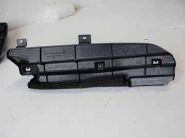 фото thumb №1, Решітка радіатора кронштейн накладки p. subaru legancy outback