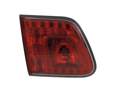 фото thumb №1, Toyota avensis t27 08-12 универсал лампа внутренняя зад valeo левая