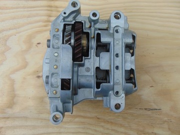 фото thumb №1, Насос масла lexus hybrid is300h