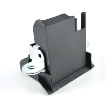 фото thumb №3, Замок крышки багажника задняя skoda yeti