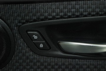 фото thumb №8, Bmw 2 f46 обшивка tapic дверь правое левая перед 32