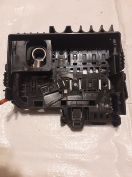 фото thumb №4, Opel corsa e клемма предохранители 13491092