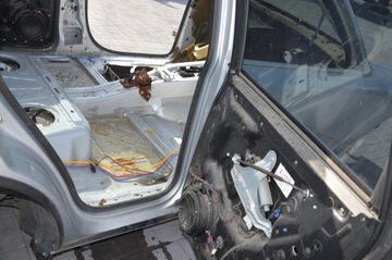 фото thumb №1, Porsche cayenne 955 поріг блок двигуна правий задня