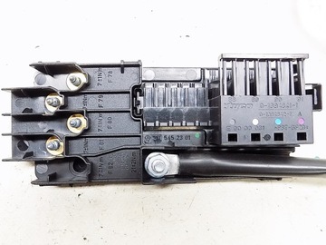 фото thumb №12, Коробка запобіжників - mercedes w211 cls w219