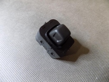 фото thumb №1, Audi q7 4m кнопка управление сиденье 4m0959861b
