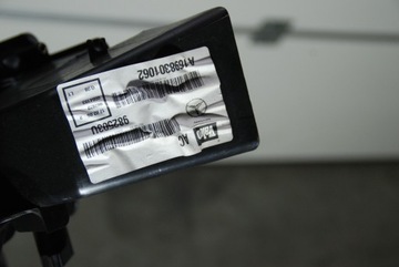 фото thumb №4, Впуск воздуха отопителя mercedes a169